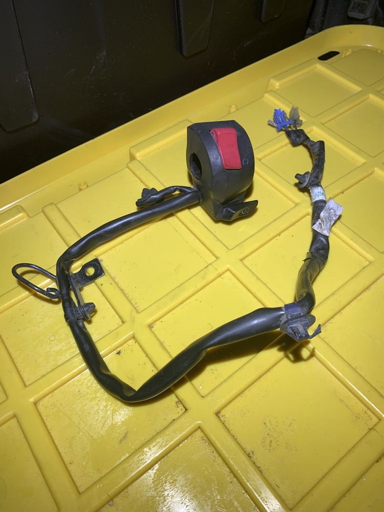 14-16 Honda CBR650F right handlebar control start kill switch *READ DESCRIPTION*