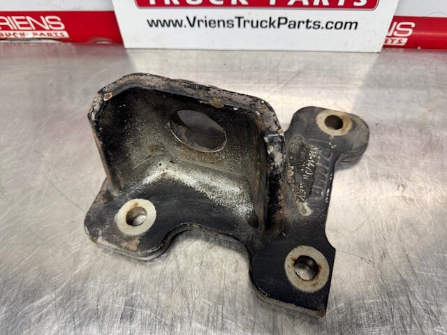 KENWORTH A85-1479R SUPPORT-ENGINE REAR RH