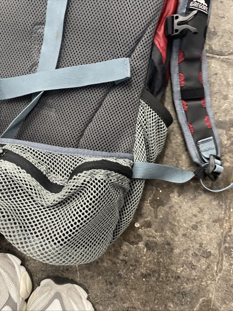 Gregory Iso Lightweight Hiking Backpack H16