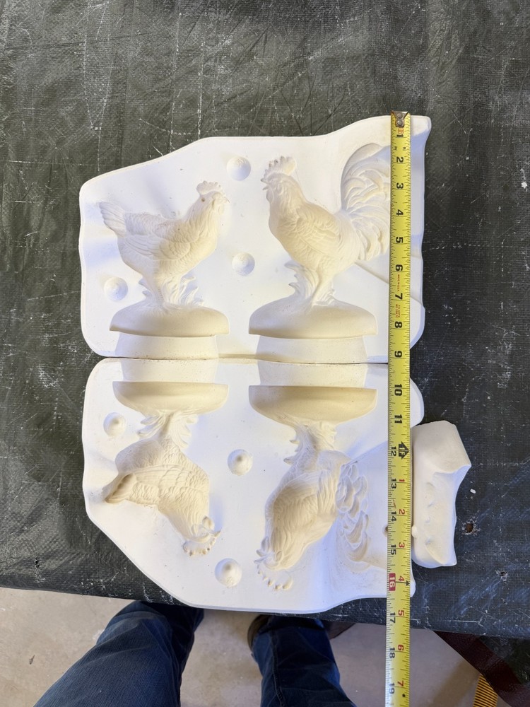 VINTAGE SCIOTO CERAMIC MOLD #S-582 ROOSTER & HEN