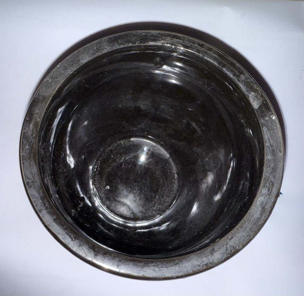 black flower pot pottery vintage