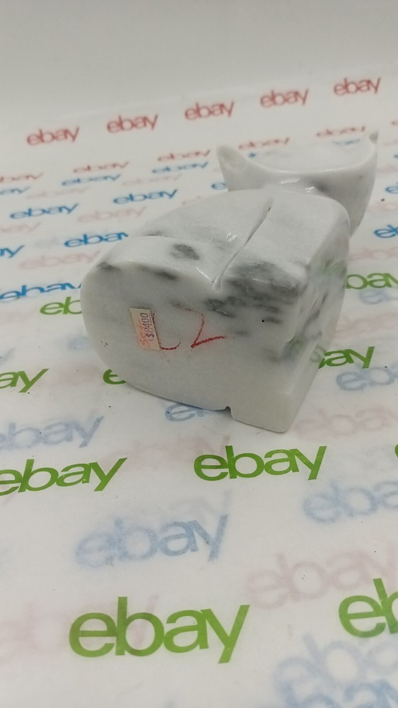 WHITE CAT BOOKEND MARBLE FROM DANBY VERMONT