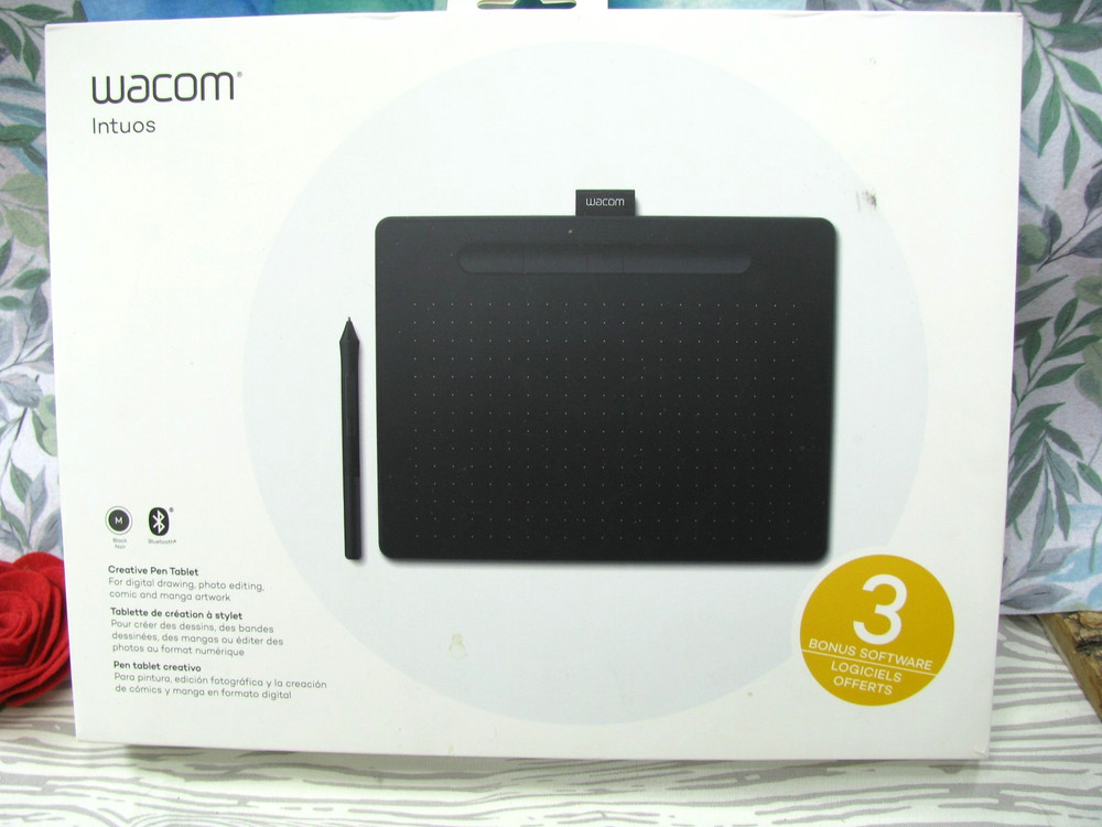 WACOM INTUOS CTL-6100WL, M Wireless Bluetooth/ USB Graphics Drawing Pad, PC/ Mac