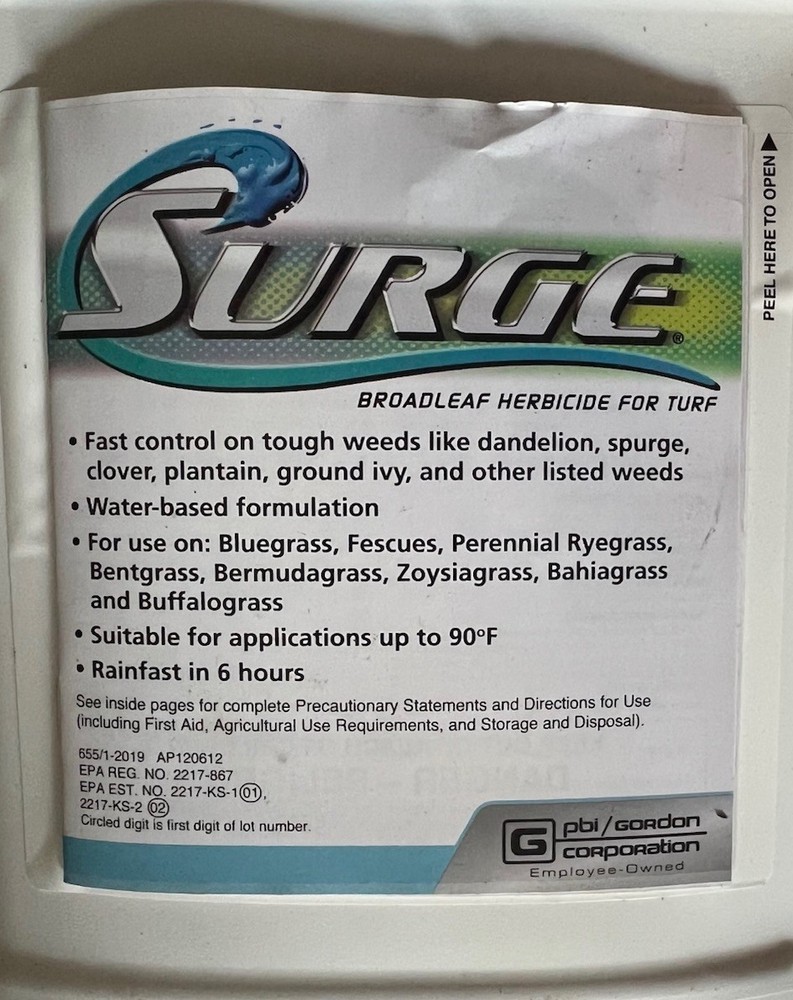 Surge Broadleaf Herbicide for Turf gallon (128 oz)