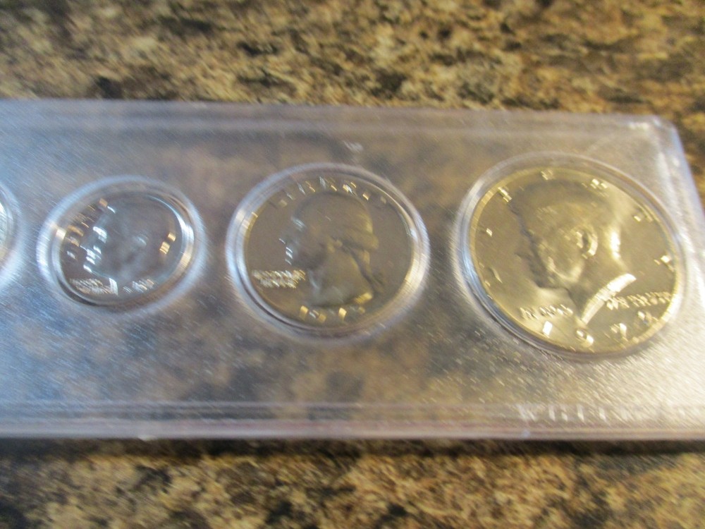 1972 YEAR SET 1C THRU 50C UNC