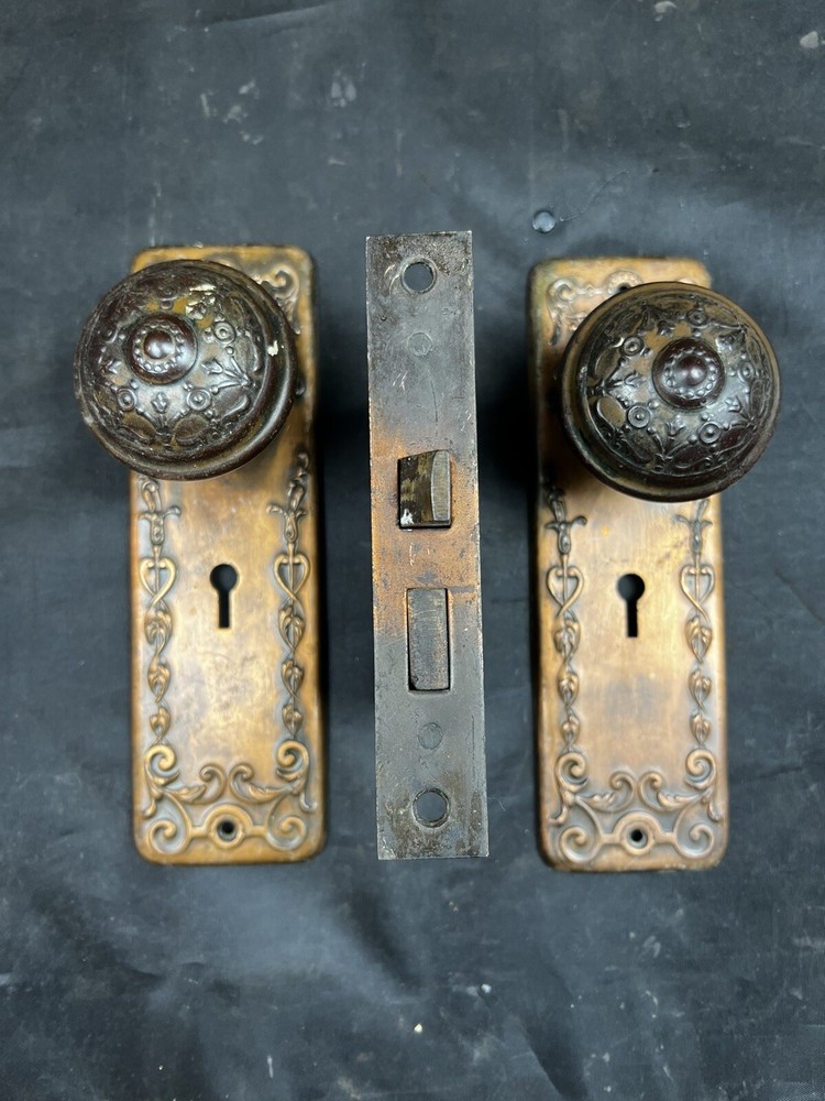 Reading Clifton Door Knobs, Backplates, Mortise Lock