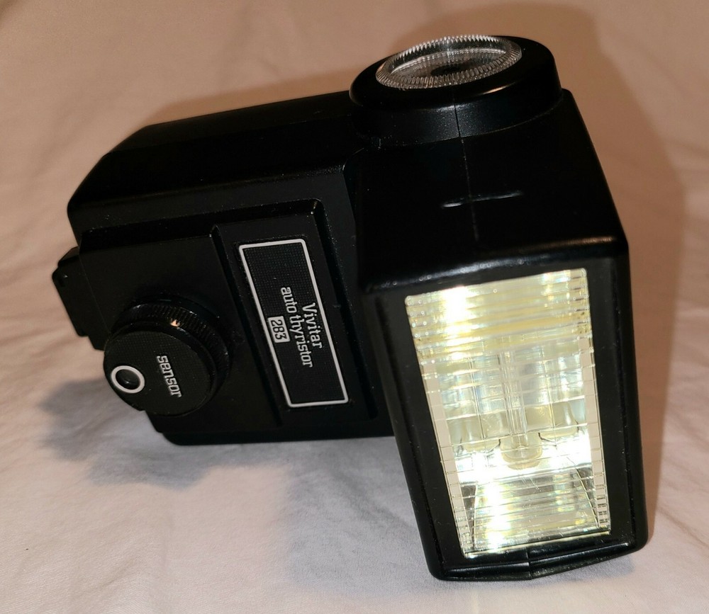 Vintage Vivitar auto thyristor 283 camera flash