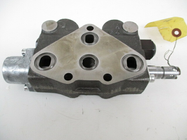 Kubota Valve Slice (70020-00901)