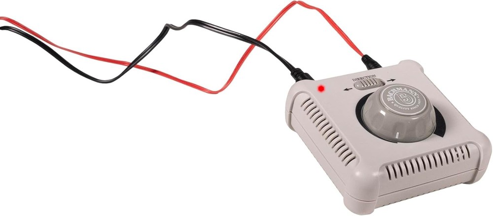 Power Pack with Speed Controller - N, HO, On30 Scale Trains