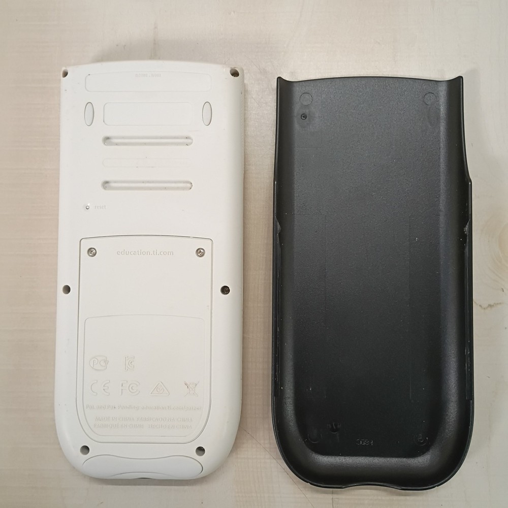 Texas Instruments TI-84 Plus Silver Edition Graphing Calculator TESTED Complete