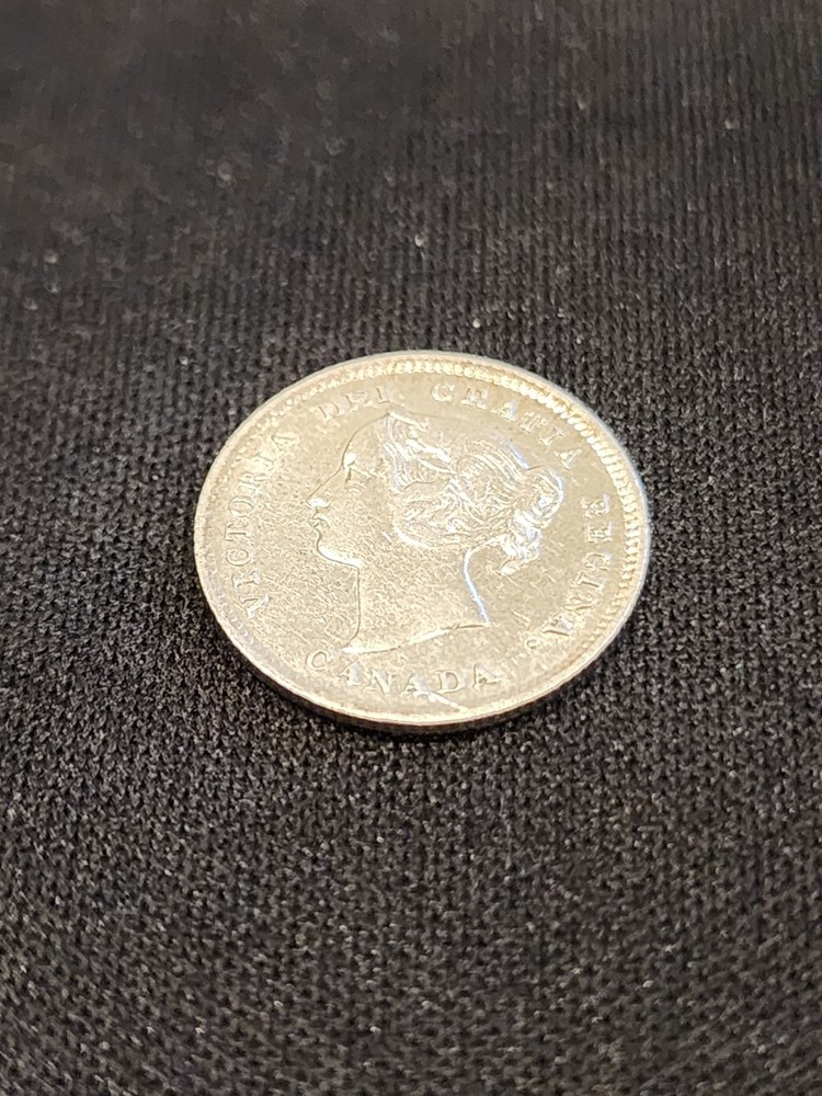 1898 Canada 5 Cents Silver Coin