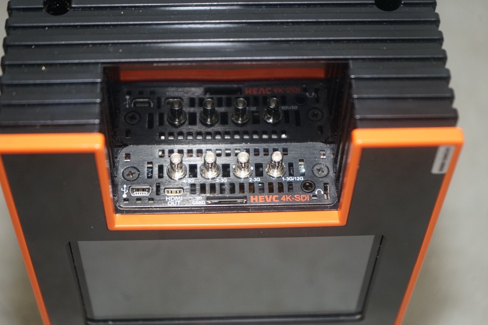 ^ LiveU LU600 Livestreaming Encoder W/ HEVC 4K-SDI Module #X5363