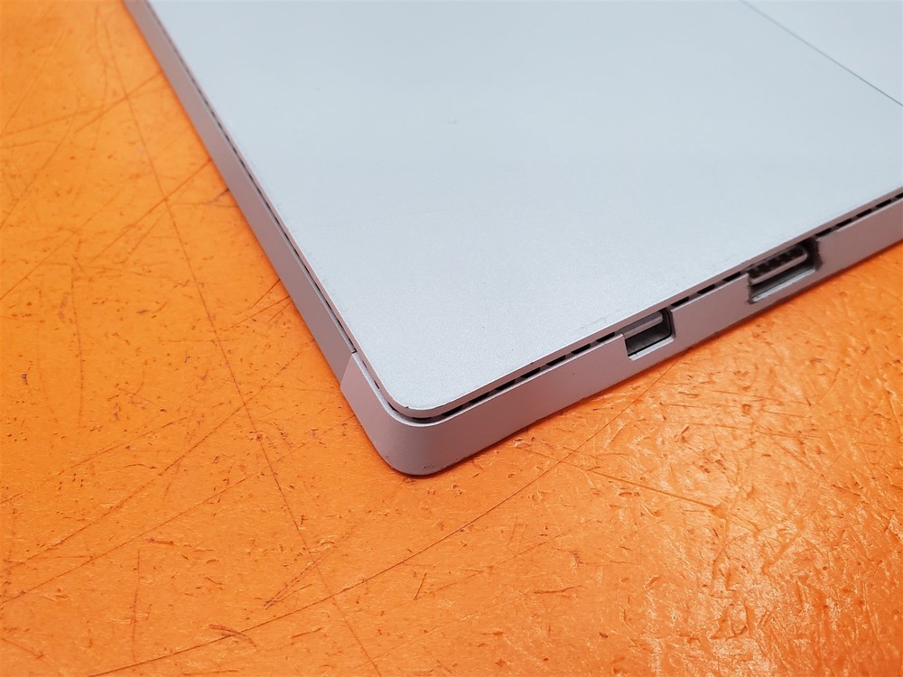 ⭐️⭐️⭐️⭐️⭐️ **DEFECTIVE** Microsoft Windows Surface 1631 128 GB Tablet 12"