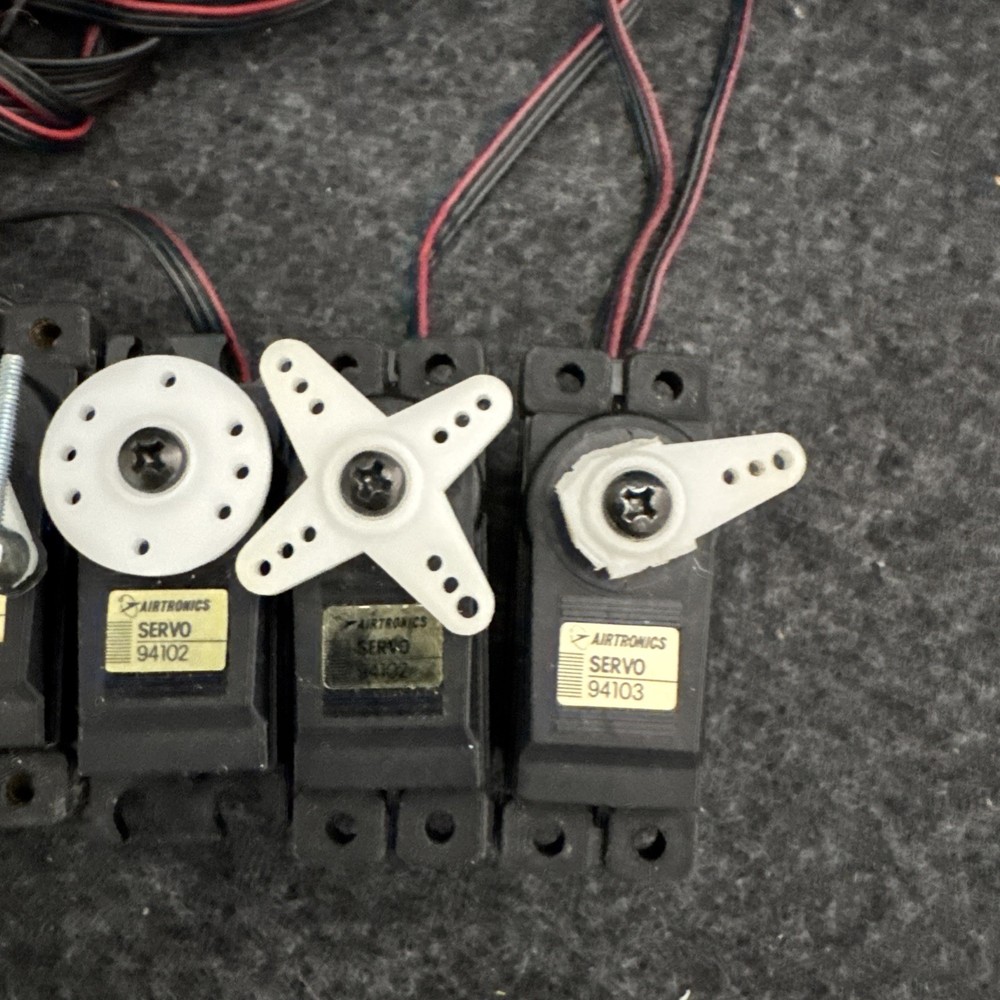airtronics servo Lot Rc Airplane Servos