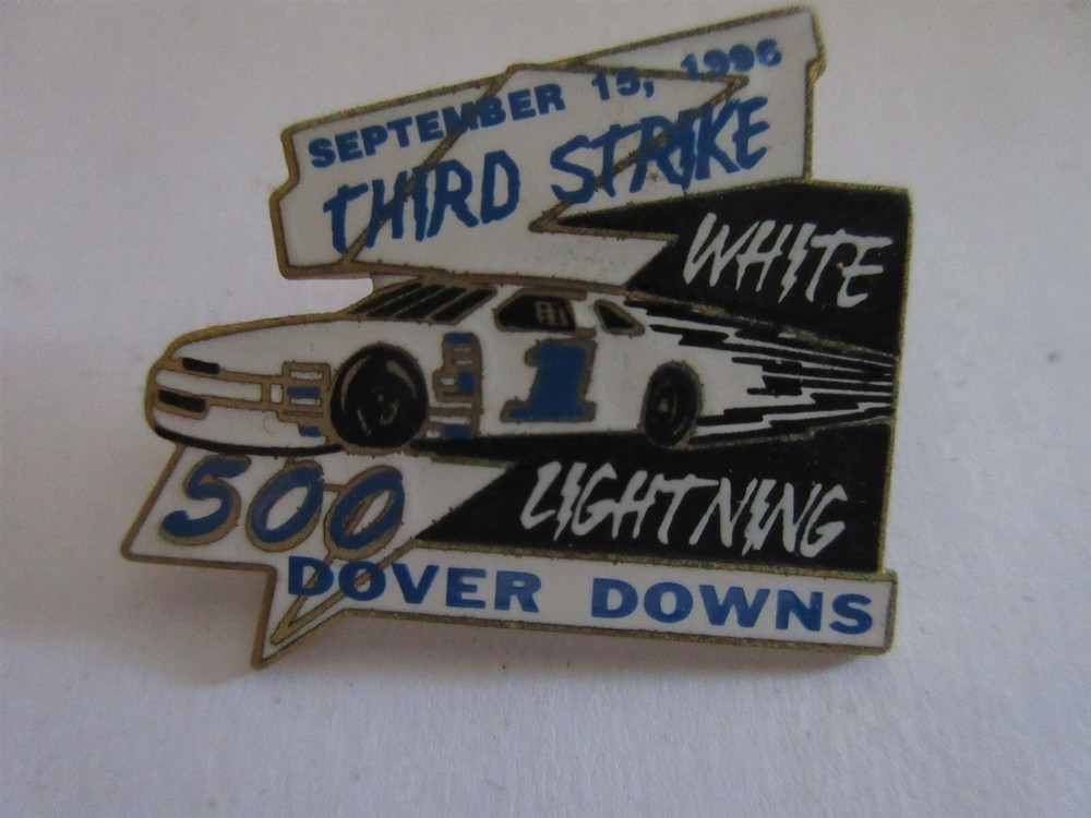 1996 White Lightning 500 Dover Downs NASCAR hat lapel pin