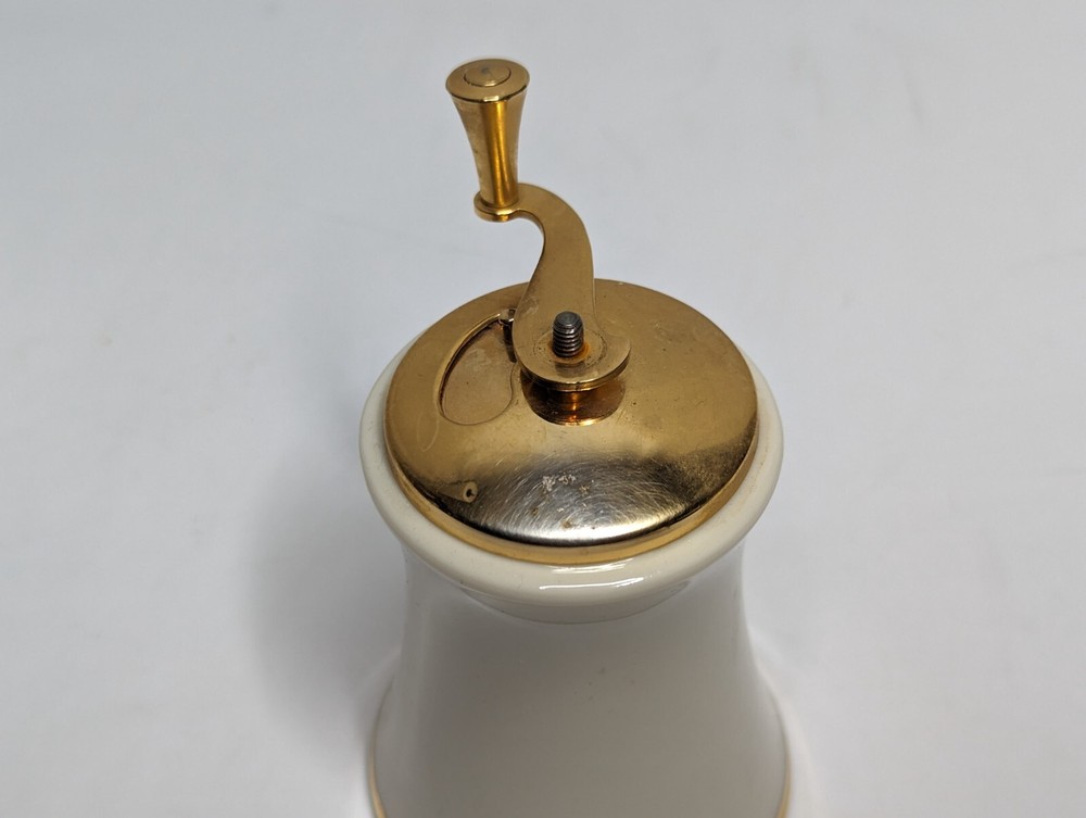 Lenox Eternal Gold Salt Shaker & Pepper Mill Set - Worn Covers (READ)