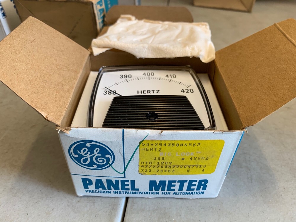 One (1) GE Panel Meter 254350BKBK2, 380-420 Hertz, NOS