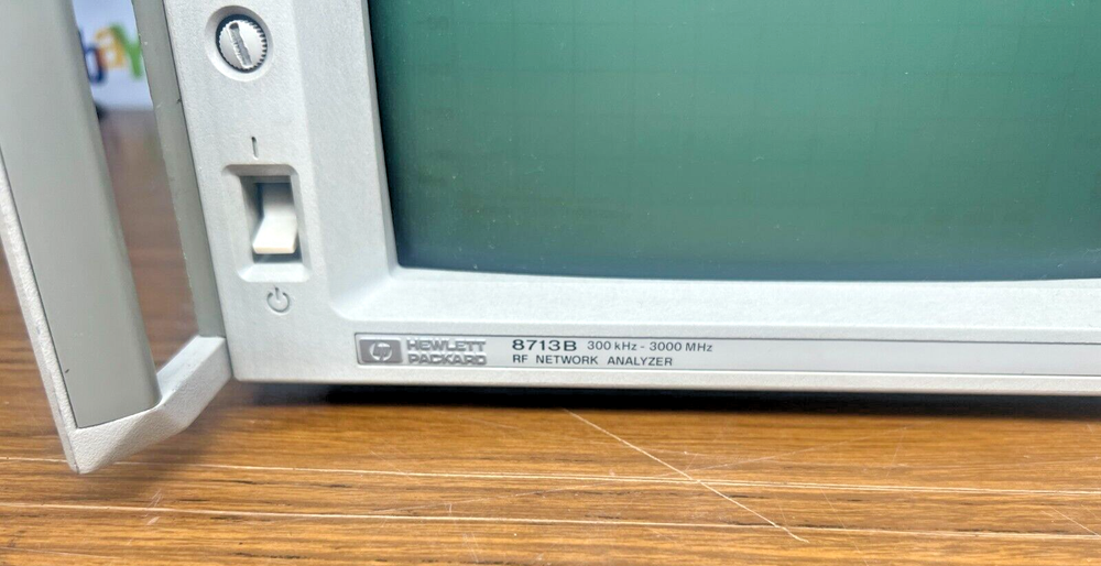Hewlett Packard 8713B 300kHz - 3000Mhz RF Network Analyzer