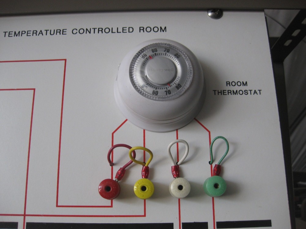 Hampden Model H-ACCS-1A Air Conditioning Control System Trainer