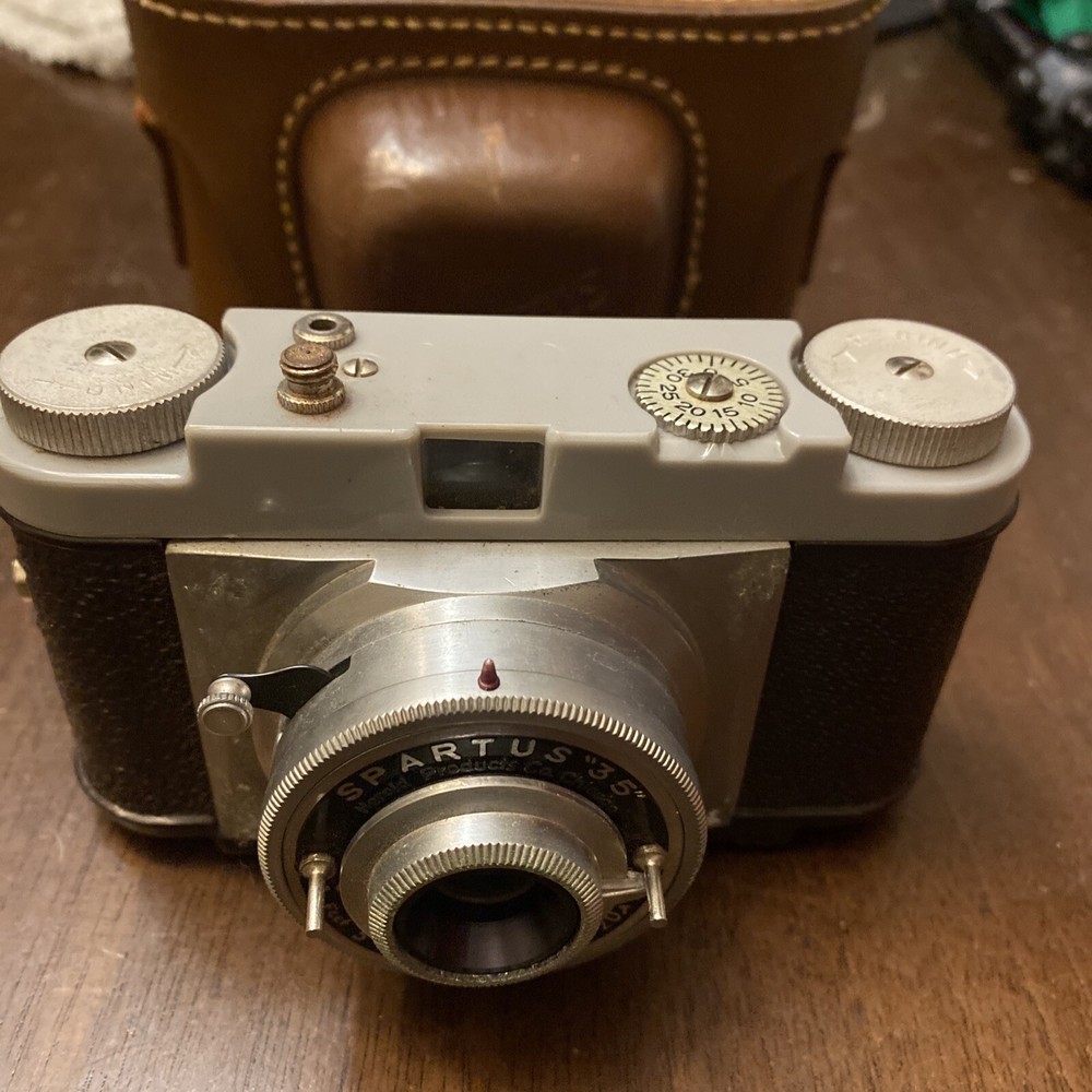 Vintage spartus 35 camera , Not Tested, Excellent Condition