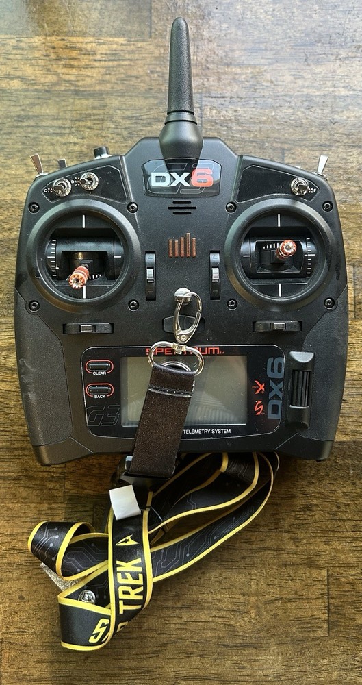 Spektrum DX6E 6 Channel Transmitter - SPMR6655