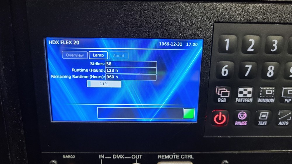 Barco HDX w20 Projector w/ Case