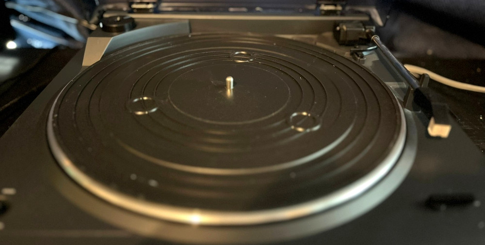 AUDIO TECHNICA AT-LP2D USB - Turntable Record Player - Tested Works Great!