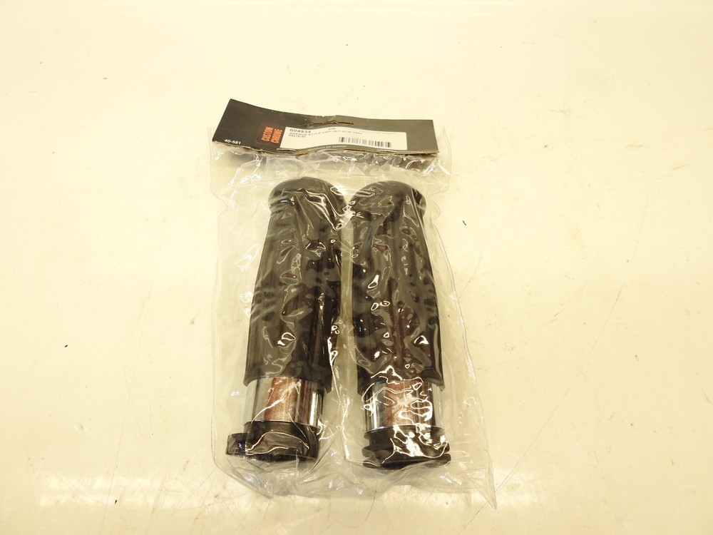 New Custom Chrome 604934 Grips