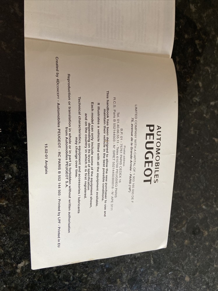 Peugeot 206 Handbook.