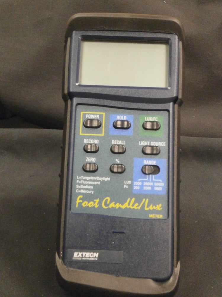 EXTECH Heavy Duty Light Meter Model 407026