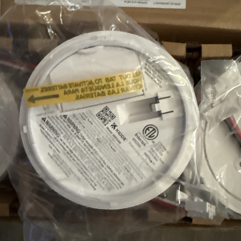 Kidde Hardwired Smoke & Carbon Monoxide Detector for Home. 3-Pack.