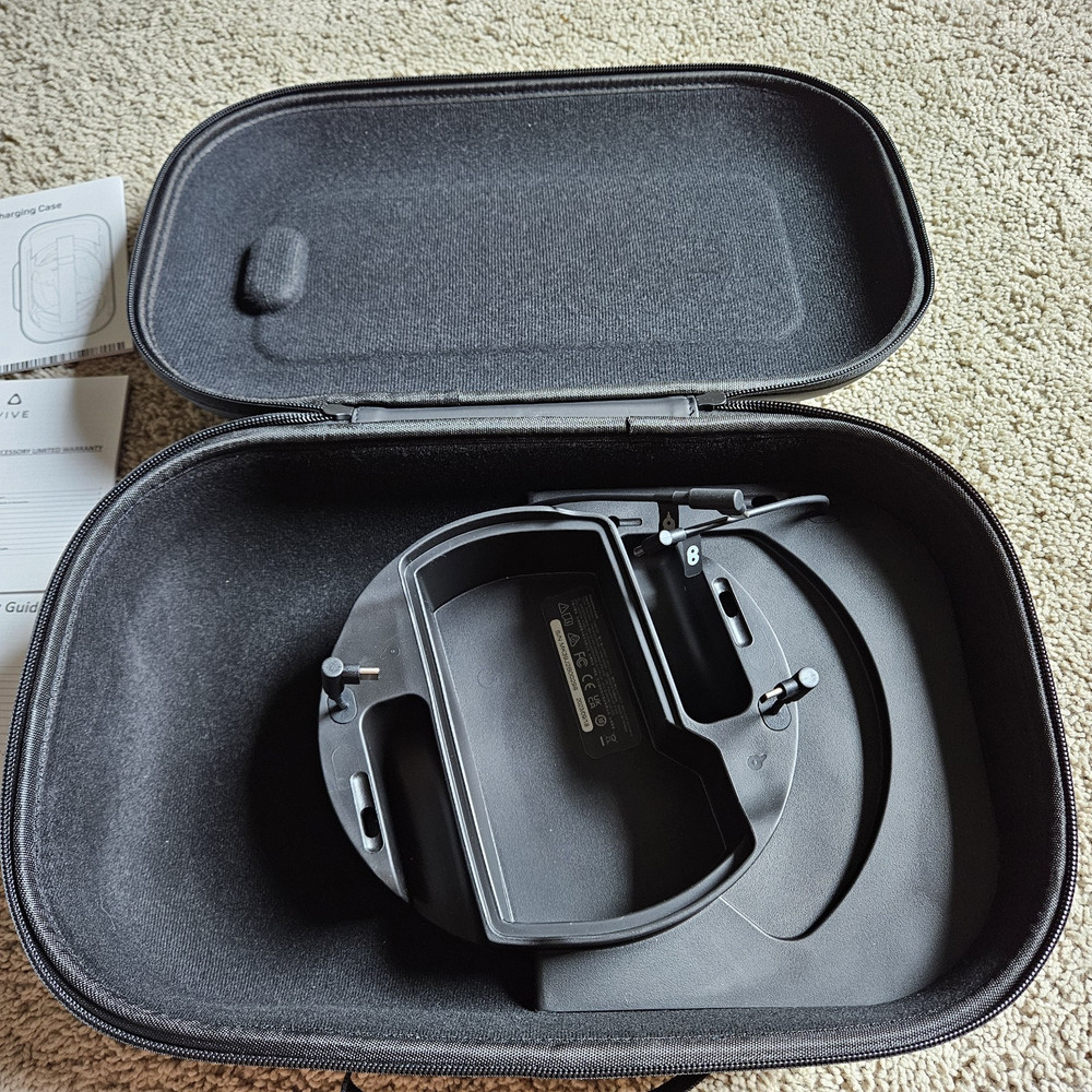 Charging Case for HTC VIVE Focus Series Model 2QBC100