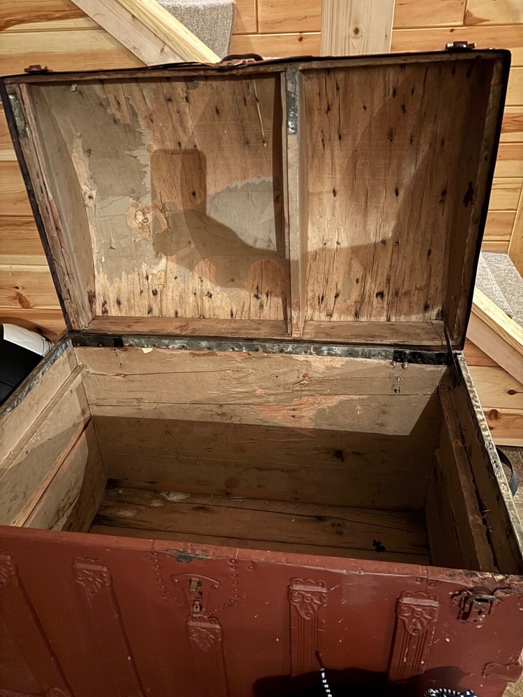 antique dome top trunk