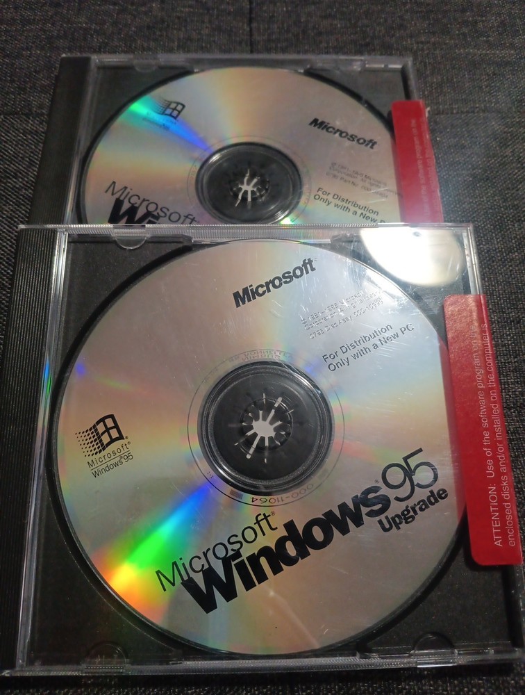 Microsoft Windows 95 Software CD and Upgrade CD. Discs Only, No Product Key