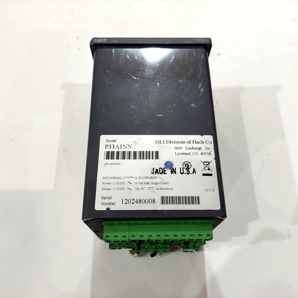 GREAT LAKES GLI P33A1NN Conductivity Analyzer Controller Ph Meter