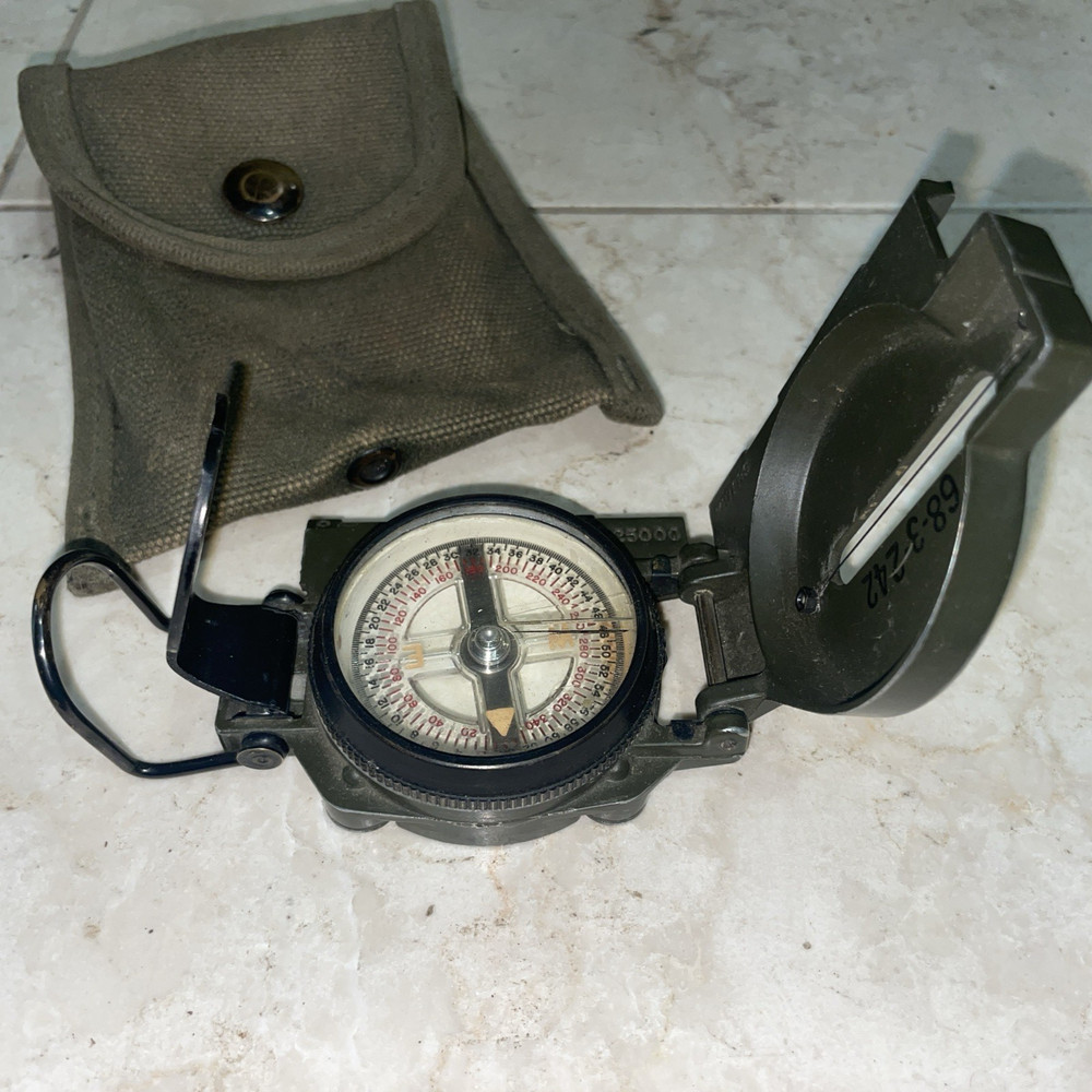 US COMPASS Jay Bee 9-66 WITH POUCH