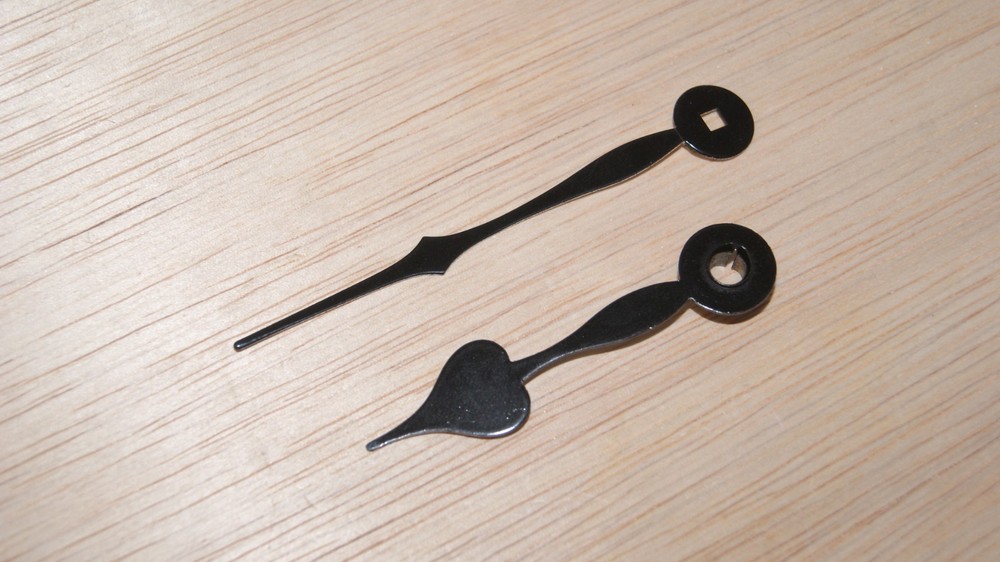 SPADE HANDS STEEL WITH A BLACK FINISH