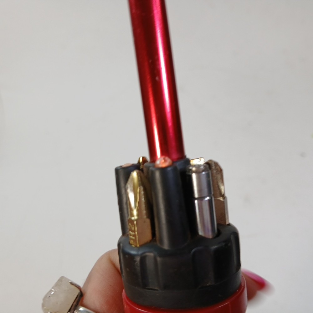 Fitzgeralds Casino Magnetic Multi-Bit Screwdriver