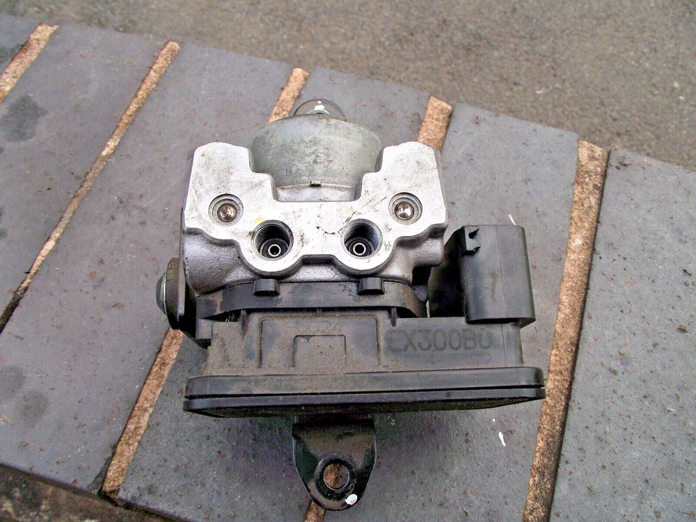KAWASAKI EX300 NINJA 2013-17 ORIGINAL ABS PUMP MODULE UNIT
