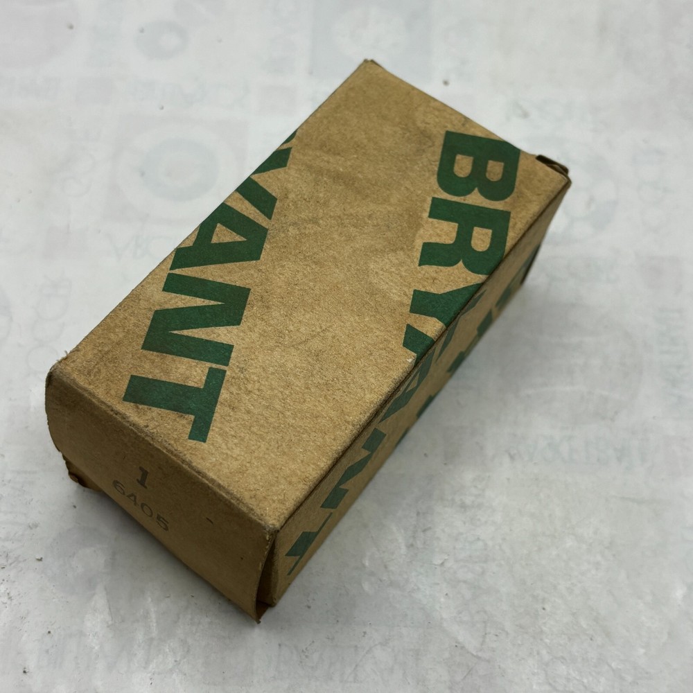 6405 BRYANT Combination Device Single Pole Switch ⭐