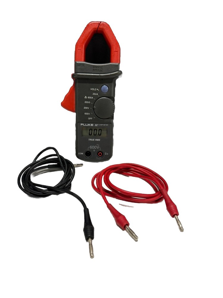 FLUKE 32 True RMS CLAMP METER w/Test Leads Excellent