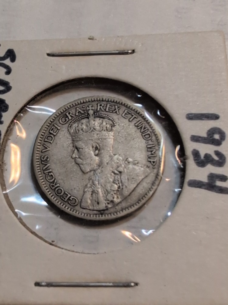 1934 Canadian Silver Dime..Scarce Date