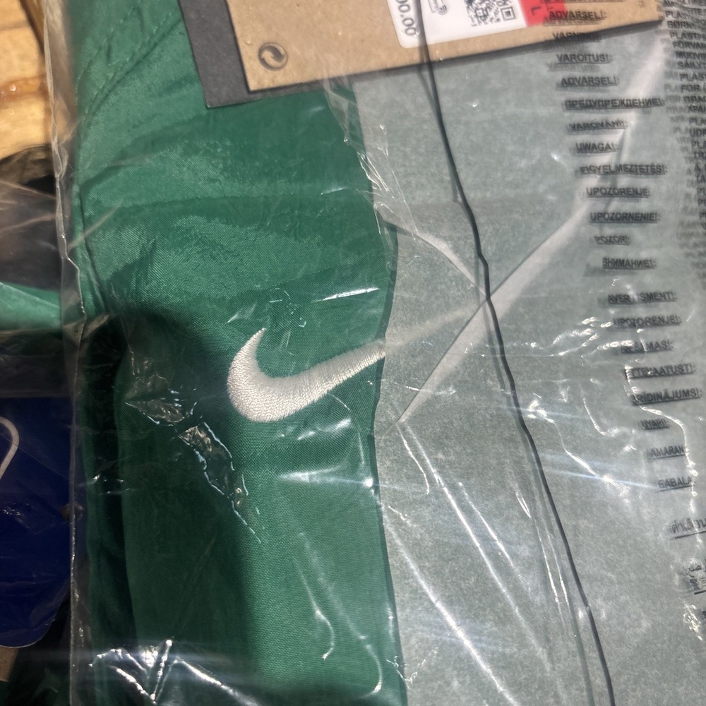Nike Windrunner Woven Half Zip Hooded Jacket Boston Celtics Men’s Size Medium