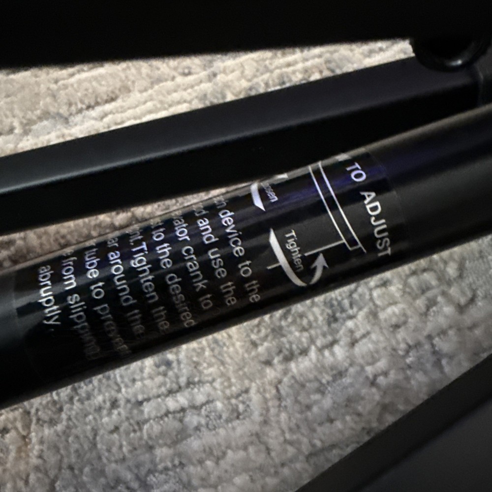 Bosch BT150 Compact Tripod with Extendable Height