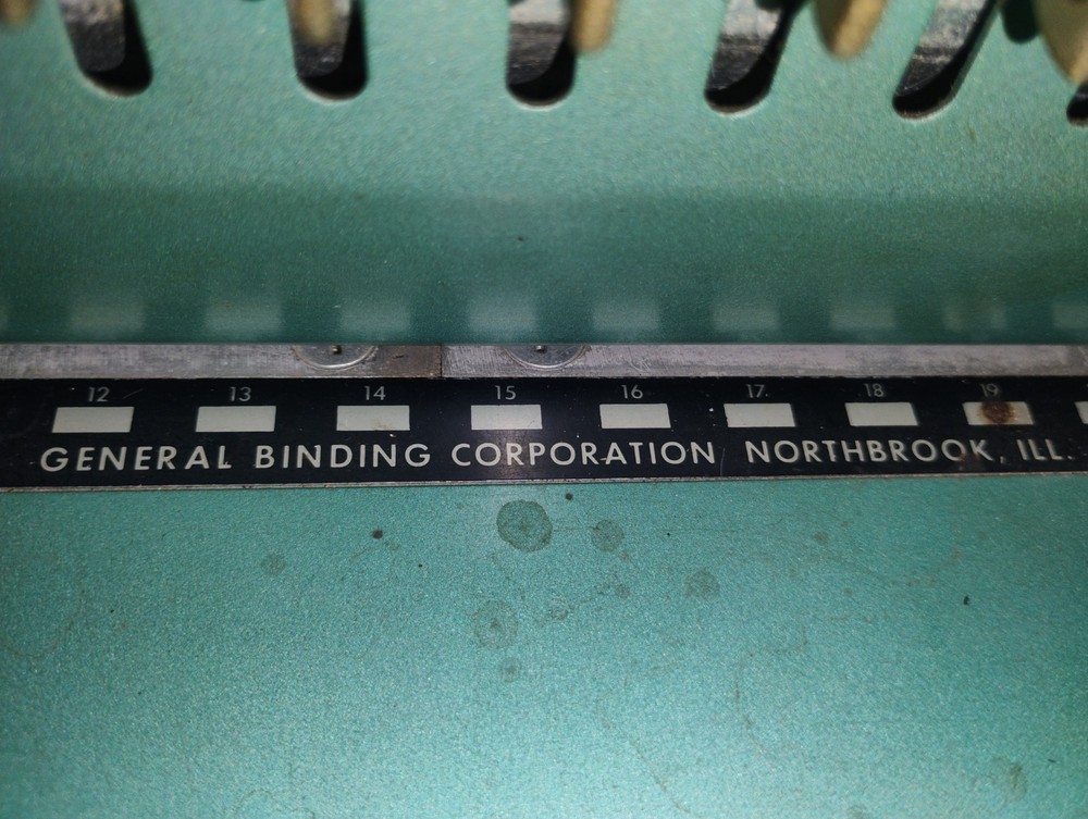 GBC Combo Binding Machine Model 202 -pb
