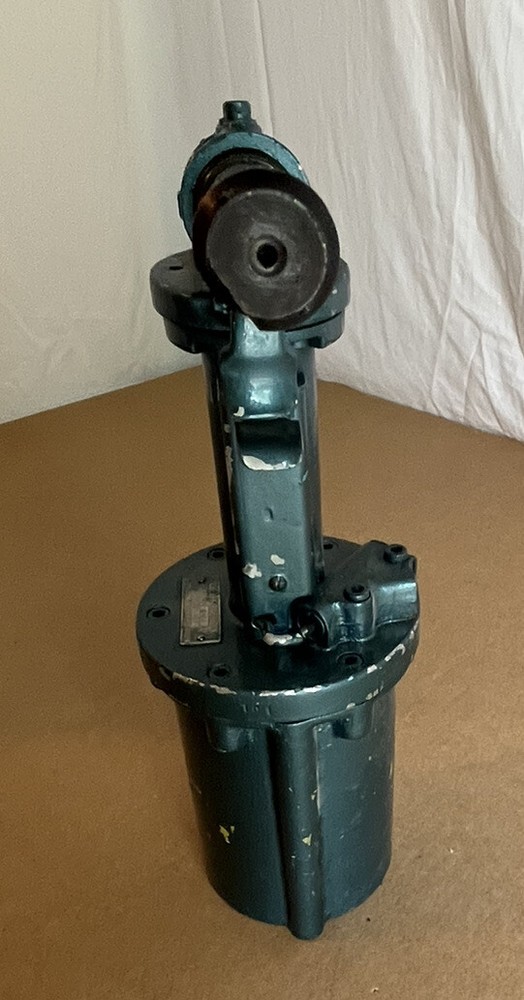 Cherry Rivet Gun Model G40E w/ Pulling Head No. H9040