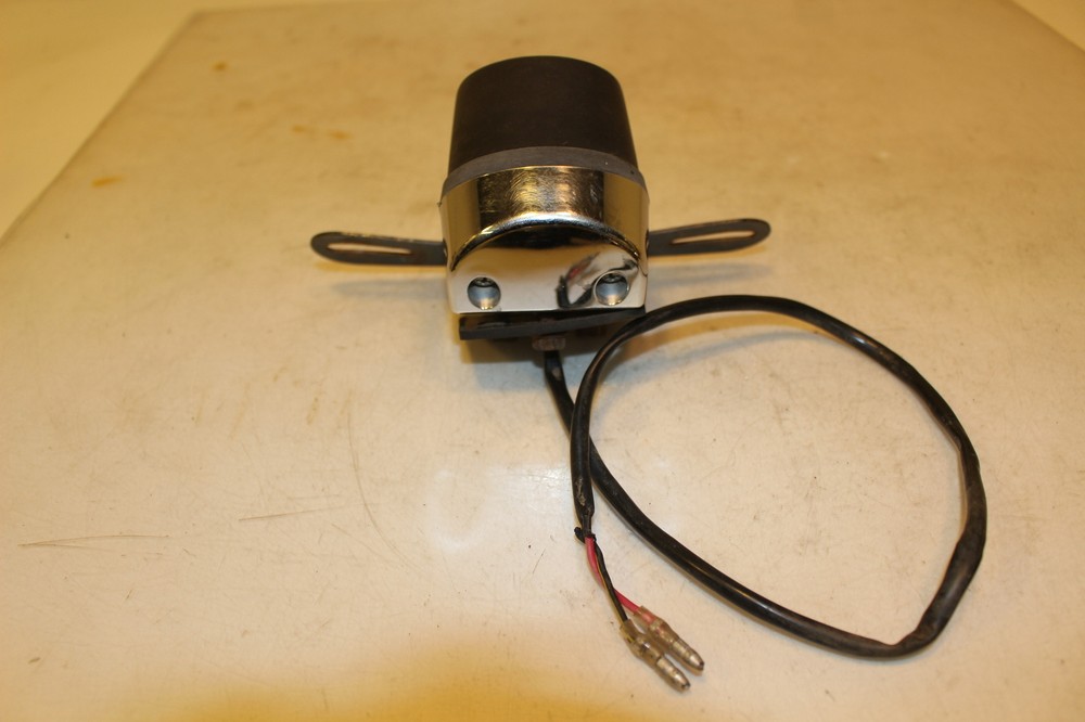KAWASAKI OEM VULCAN 750 LICENSE PLATE LIGHT