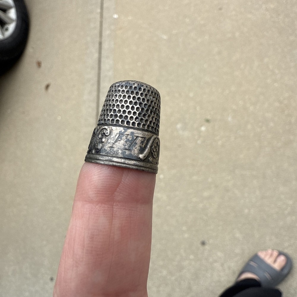 Antique Sterling Silver Sewing Thimble Monogrammed FF Size 8