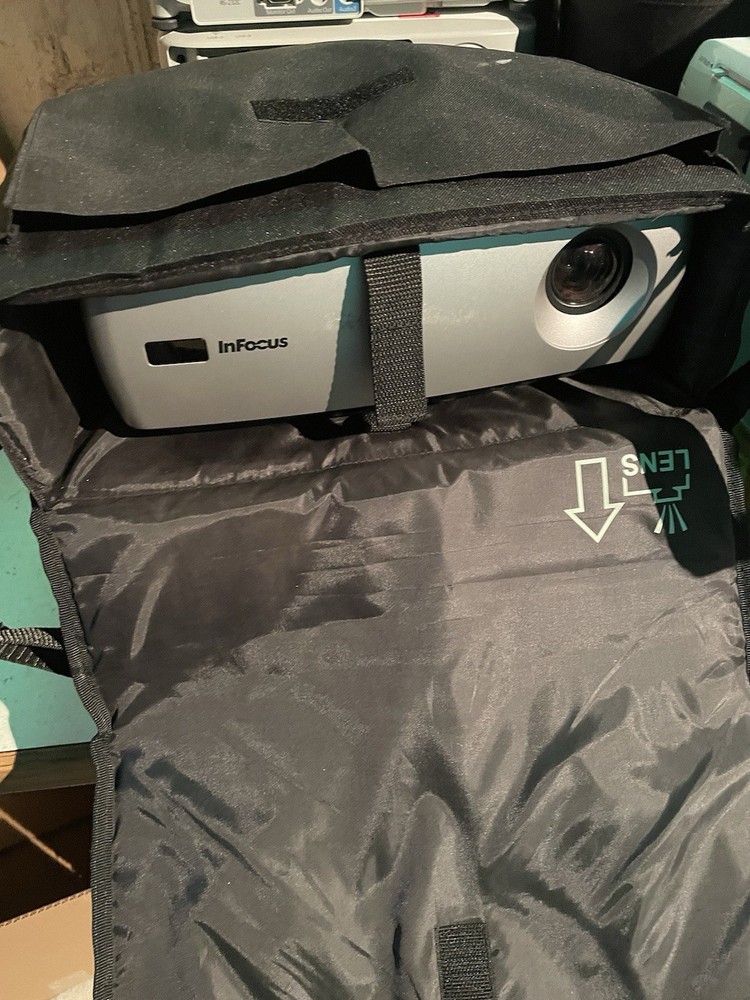 InFocus Projector Needs Lamp