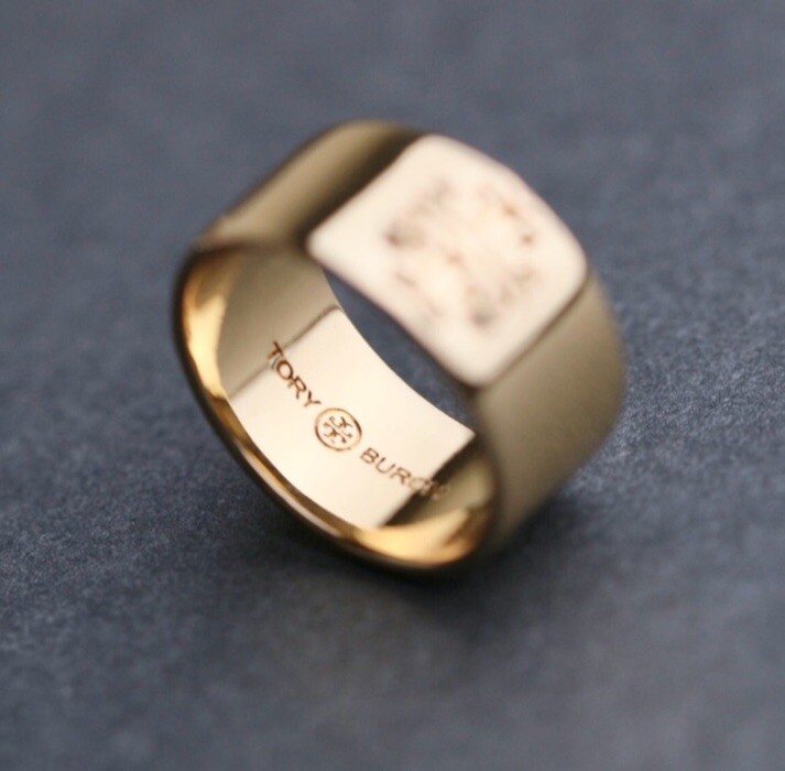 Tory Burch Britten Ring Size 6